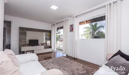 Sobrado à venda, 180 m² privativos, 3 dormitórios  1 sendo suíte com closet, 2 vagas, Santo Antônio