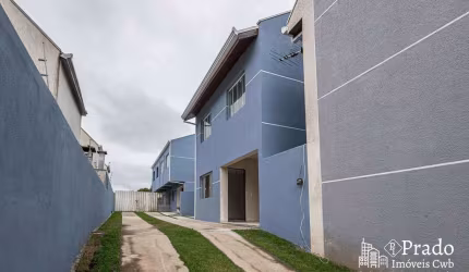 Sobrado à venda,85 m² privativos, 3 dormitórios 1 sendo suíte, 2 vagas, Barreirinha, Curitiba, PR