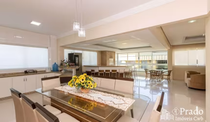 Apartamento à venda,176 m² privativos, 3 dormitórios 1 sendo suíte, 2 vagas, quadra mar,  Meia Prai