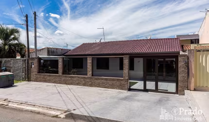 Casa à venda, 140m² pivativos + 130m² de edicula, 5 dormitórios sendo 2 suítes, 5 vagas, São Marcos