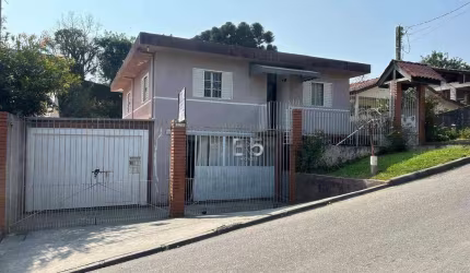 Sobrado com 4 quartos(sendo uma suite) à venda, 218 m²  de área construída, com terreno de 507m/2 - Parque São Jorge - Almirante Tamandaré/PR