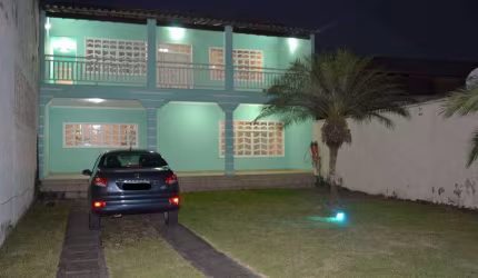 CASA DE 03 QUARTOS COM 246 METROS QUADRADOS DE ÁREA CONSTRUÍDA/ BAIRRO DE SENADOR VASCONCELOS!!