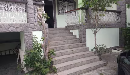 Excelente casa no centro de Campo Grande!