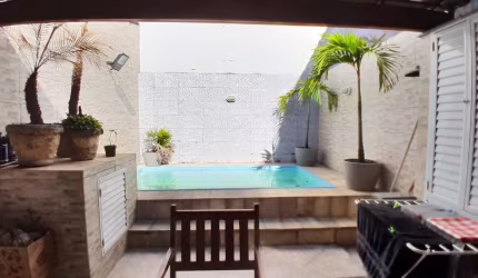 Casa à Venda – Jardim Letícia porteira fechada