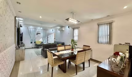 Sobrado Residencial à venda, Boqueirão, Praia Grande - SO0096.