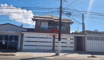 Sobrado com 2 dormitórios à venda, 66 m² por R$ 305.000,00 - Caiçara - Praia Grande/SP