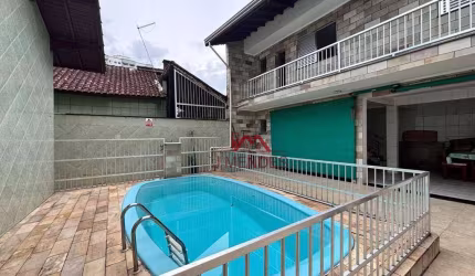 Casa com 5 dormitórios à venda, 300 m² por R$ 1.100.000,00 - Aviação - Praia Grande/SP