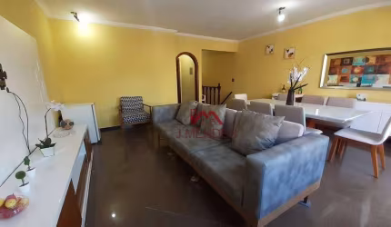 Apartamento com 3 dormitórios à venda, 258 m² por R$ 950.000,00 - Vila Guilhermina - Praia Grande/SP