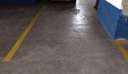 Box/Garagem à venda por R$ 40.000,00 - Pompéia - Santos/SP