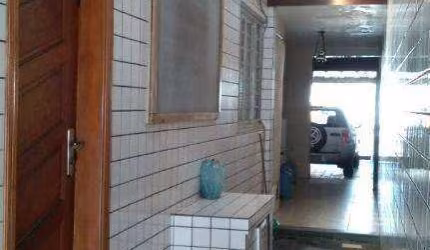 Casa com 2 dormitórios à venda, 180 m² por R$ 530.000,00 - Vila Cascatinha - São Vicente/SP