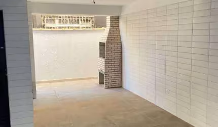 Sobrado com 2 dormitórios à venda, 94 m² por R$ 629.900,00 - Macuco - Santos/SP