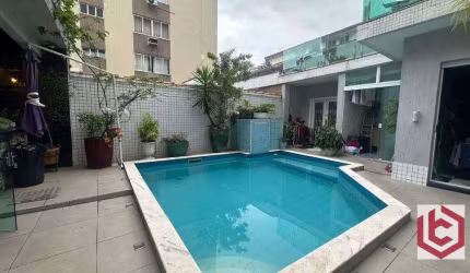Casa com 3 dormitórios à venda, 288 m² por R$ 3.800.000,00 - Aparecida - Santos/SP