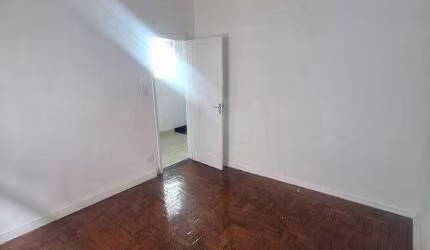 Casa com 2 dormitórios para alugar, 140 m² por R$ 2.300 PACOTE/mês - Ponta da Praia - Santos/SP
