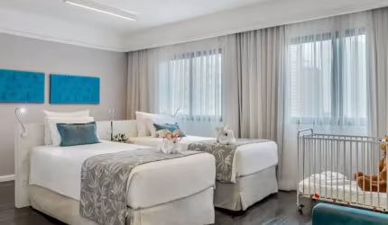 Flat totalmente mobiliado com 33m² 1 dormitório 1 vaga para locação em Moema.
