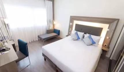 Flat no Novotel Santos para investir - Próx. da Praia