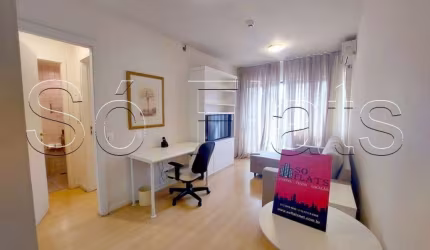 Flat disponível para locação no Itaim, andar alto, ótimo empreendimento e excelente localização