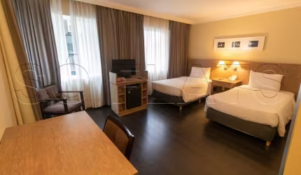 Flat no Radisson Berrini para locação com 29m² contendo 1 dormitório e 1 vaga de garagem.