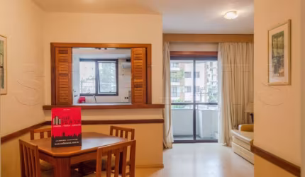 Apartamento mobiliado disponível para venda com 01 dormitório e 01 vaga de garagem