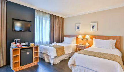 Flat Radisson Berrini para locação com 29m² contendo 1 dormitório e 1 vaga de garagem.
