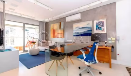 Flat de altíssimo padrão contendo 70m² na Vila Nova Conceição disponível para locação.