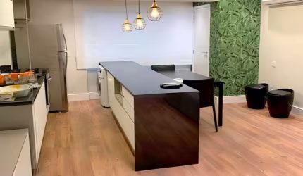 Flat em Moema, no estilo residence com serviços