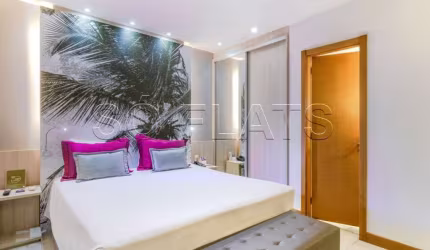 Flat no Pool em Salvador com 1 dormitório e 1 vaga de garagem contendo 53m² disponível para venda