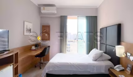 Apartamento no Comfort Ibirapuera contendo 26m², 1 dormitório e 1 vaga disponível para locação.