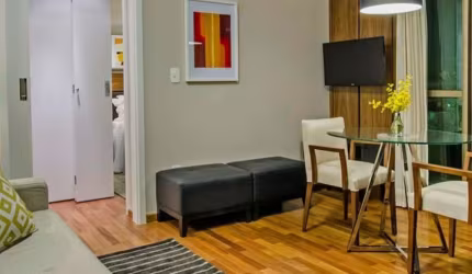 Maravilhoso flat no Brooklin com 2x dorms, próximo a Av. Jornalista Roberto Marinho. Consulte-nos.