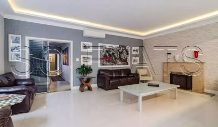 Casa na Rua Estados Unidos, disponível para venda com 540m², 06 dorms e 08 vagas