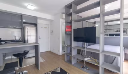 Flat disponível para locação com 1 dorm na Chácara Santo Antônio totalmente equipado e reformado.