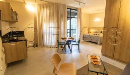 Flat no Itaim, entre a Av. Cidade Jardim e Faria Lima