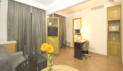 Flat Estanplaza International disponível para venda com 26m² e 01 vaga de garagem