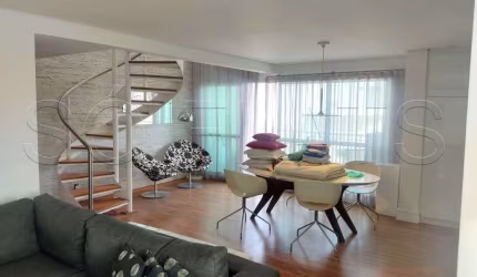 Duplex no Blue Loft com 50m², 1 dormitório e 1 vaga, disponível para locação na Vila Nova Conceição.