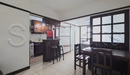 Flat com uma localização privilegiada e totalmente mobiliado disponível para locação.