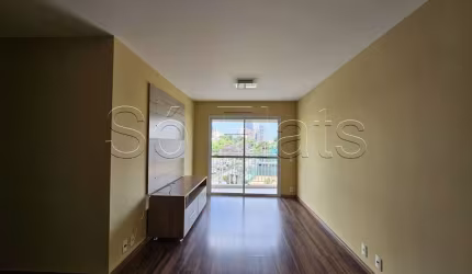 Apto no Residencial Via Ibirapuera para locação com 73m² contendo 2 dormitórios e 1 vaga