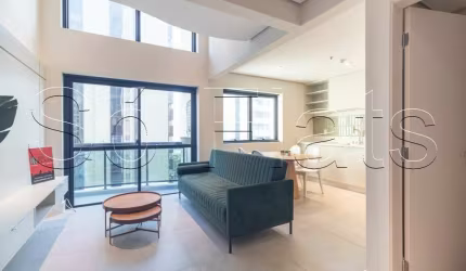 Flat International Duplex disponível para locação com 69m², 02 dorm e 02 vagas de garagem