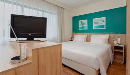 Flat Radisson Oscar Freire no Jardins próximo ao Metro Consolação