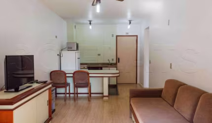 Apartamento mobiliado com serviços próximo da Avenida Paulista com serviços de quarto, tv a cabo.