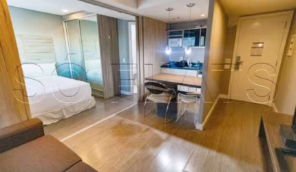 Flat disponível para locação na frente do Shopping Vila Olímpia e próx da Rua Funchal.