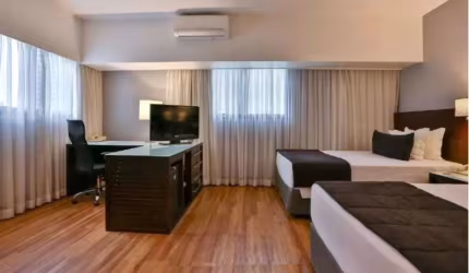 Flat no Berrini No Pool