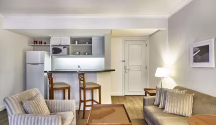 Flat Marriott Executive disponível para venda com 03 dormitórios,  102m² e 02 vagas de garagem