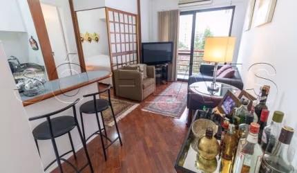 Flat em Moema  próximo do metrô com 1 dormitório 35m², serviços inclusos.