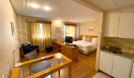 Flat no Itaim Bibi, em uma das principais ruas do Itaim, prox a Av.  9 de Julho e Faria Lima.
