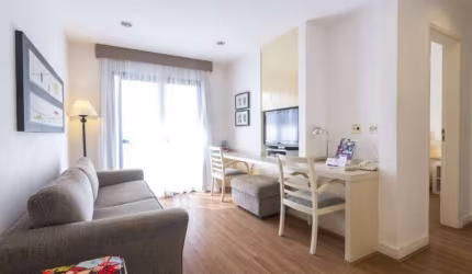 Flat Mercure Moema com um vasto comercio em seu entorno