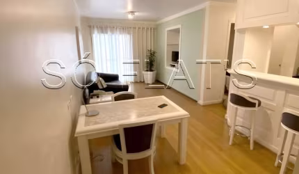Flat disponível para locação muito bem decorado e todo reformado no coração do Itaim Bibi.