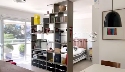 Apto para locação no Home Design, contendo 49m², 1 dormitório, 1 vaga de garagem e mobília completa.