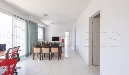Residencial Quatro Brooklin, apartamento disponível para locação com 116m², 3 suítes e 2 vagas.