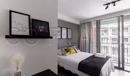 Studio disponível para locação no bairro de Moema contendo 22m², 1 dormitório e 1 vaga de garagem.
