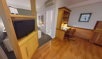 APARTAMENTO NO POOL EM MOEMA PARA INVESTIMENTO