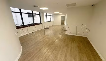 Conjunto Comercial Beka, disponível para locação contendo 103m² e 2 vagas de garagem.